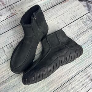 Teva Black Leather Ankle Boots Zip Up Waterproof Grip Sole 8
